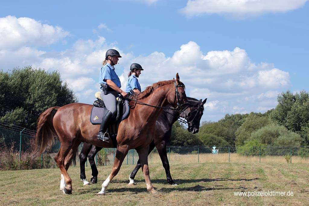Sommerfest-Polizeioldtimer-Museum_2012 (39).jpg